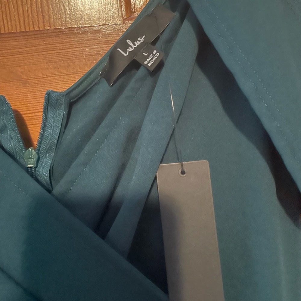 Lulus dress - Picture 3 of 4